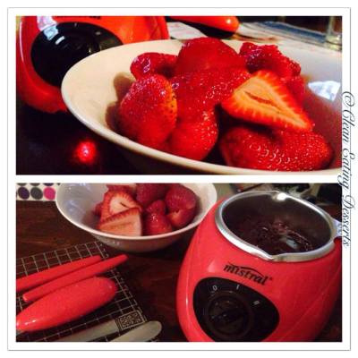 Cacao Fondue with Fresh Strawberries